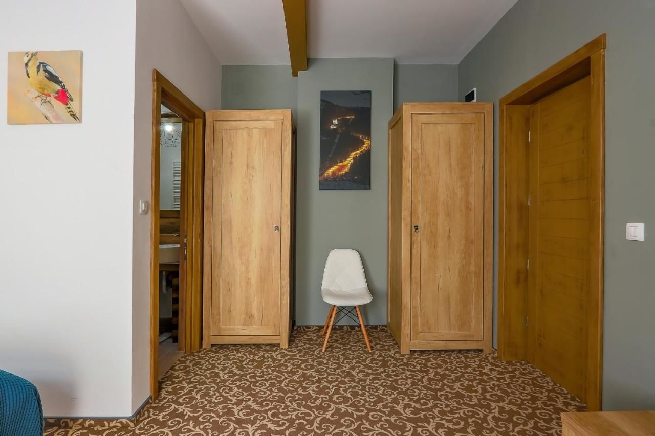 Отели типа «постель и завтрак» Residence Rooms Bucovina Кымпулунг-Молдовенеск-22