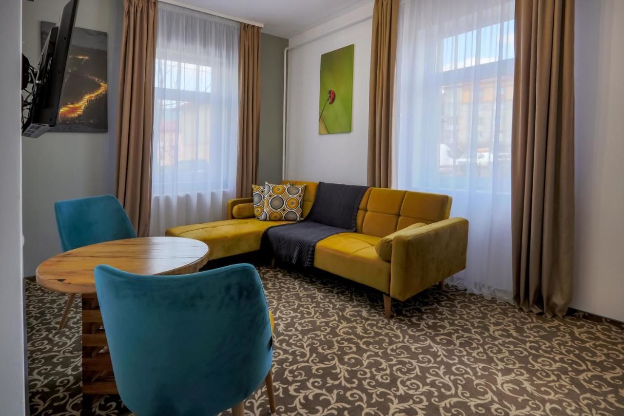 Отели типа «постель и завтрак» Residence Rooms Bucovina Кымпулунг-Молдовенеск