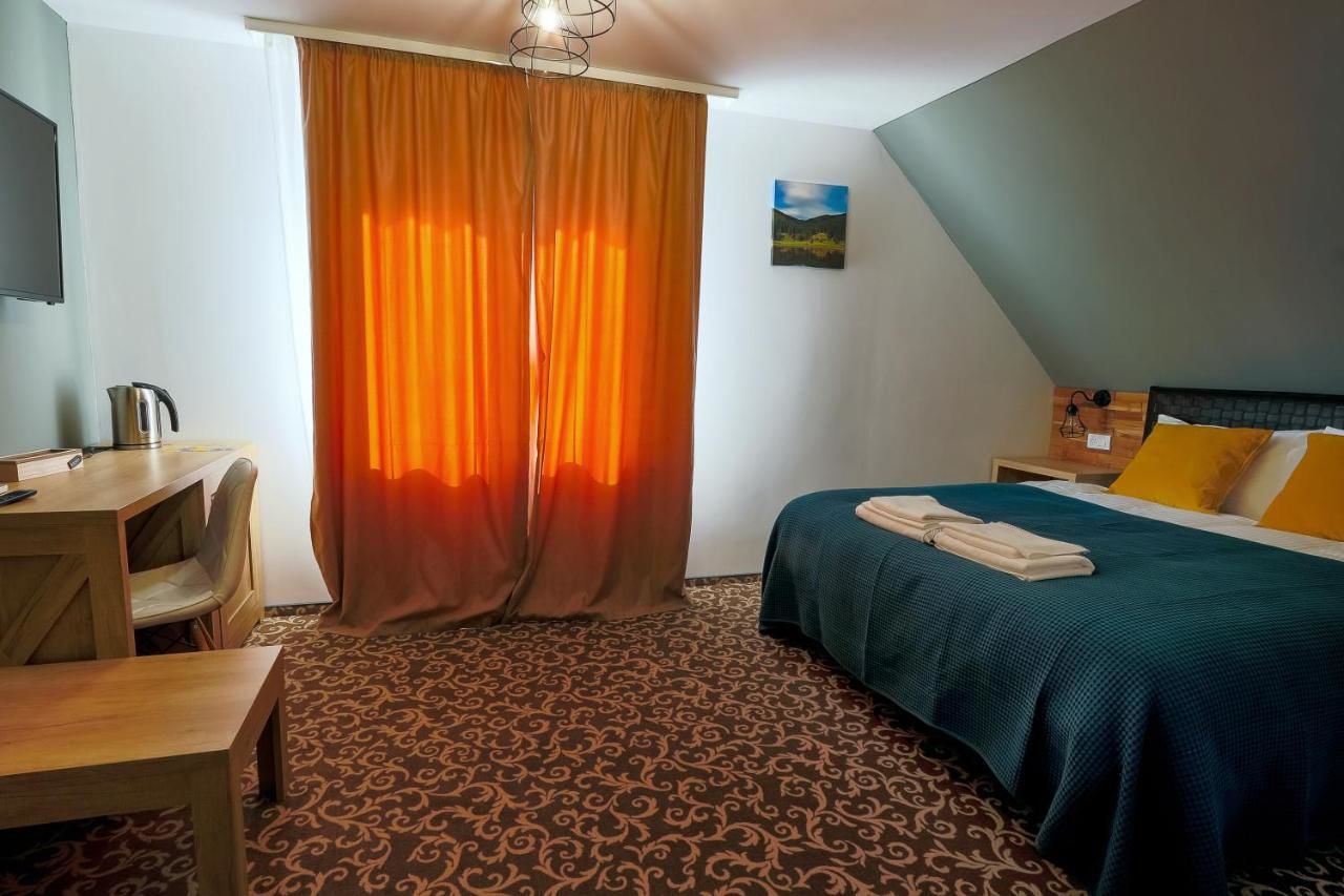 Отели типа «постель и завтрак» Residence Rooms Bucovina Кымпулунг-Молдовенеск-47