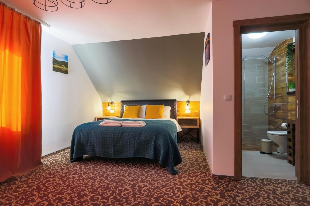 Отели типа «постель и завтрак» Residence Rooms Bucovina Кымпулунг-Молдовенеск-48